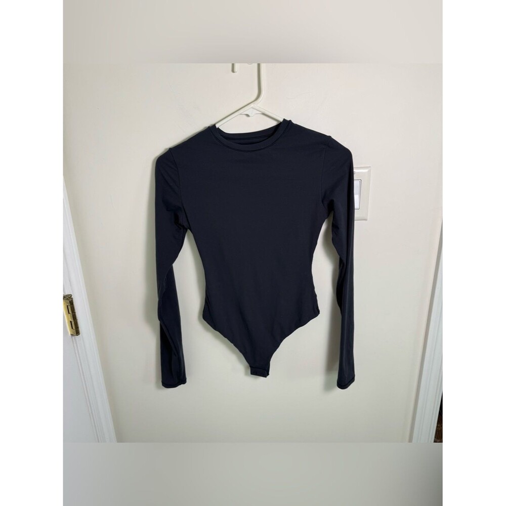 SKIMS Everyday Crewneck Long Sleeve Bodysuit Small